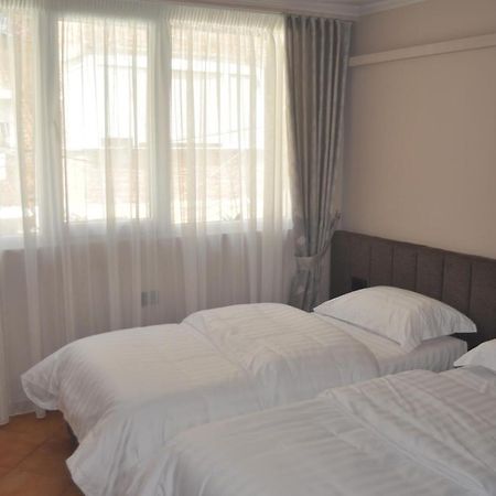 Bliri Myslym Shyri Apartment Tirana Exterior photo