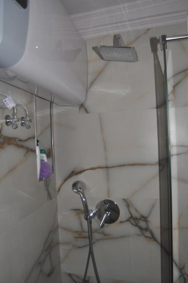 Bliri Myslym Shyri Apartment Tirana Exterior photo